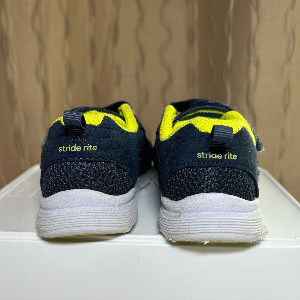 Stride Rite M2P Taylor Boy's 5.5 W Sneakers Washable Adjustable Dark Navy Yellow - Picture 5 of 15